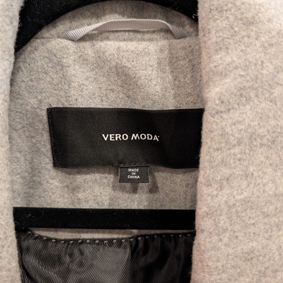 Vero Moda Women's Wool Light Grey Trench Coat. - Picture 12 of 16